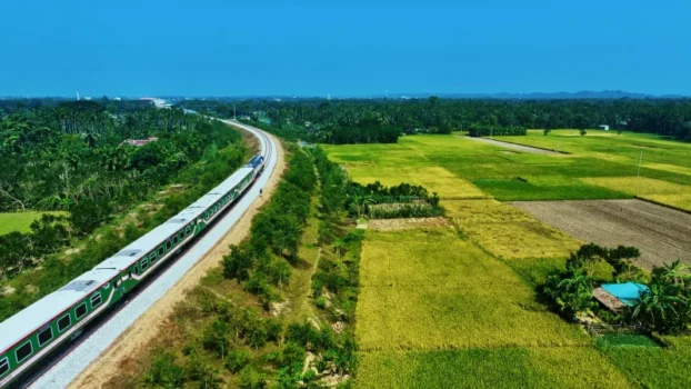 কক্সবাজার-চট্টগ্রাম রেল রুটে চলবে প্রবাল ও শৈবাল