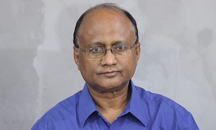 সম্পদ ও আয় ব্যয়ের হিসাব প্রকাশ করেছেন দুদক চেয়ারম্যান