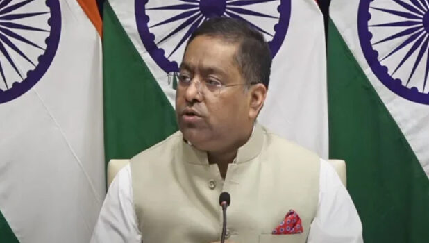 হাসিনাকে ফেরাতে ঢাকার অনুরোধ পেয়েছে নয়াদিল্লি