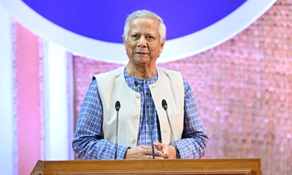 নারীর ওপর হামলার খবর উদ্বেগজনক : প্রধান উপদেষ্টা