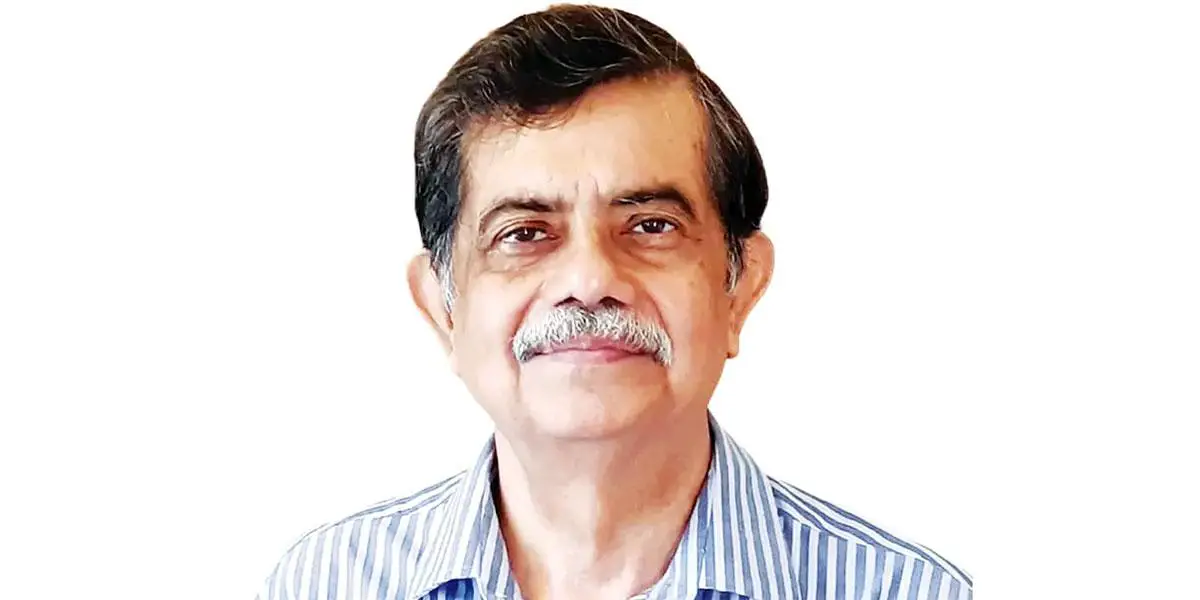 উপদেষ্টা হিসেবে শপথ নিলেন অধ্যাপক সি আর আবরার