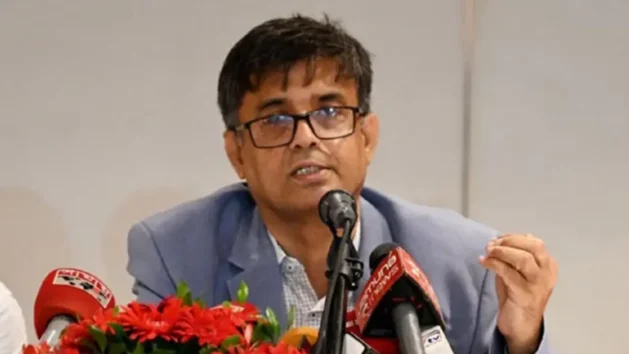 প্রেস সচিব শফিকুল আলম। ছবি : সংগৃহীত রাজনৈতিক দলের আত্মপ্রকাশে সরকারি গাড়ি, ব্যাখ্যা দিলেন প্রেস সচিব