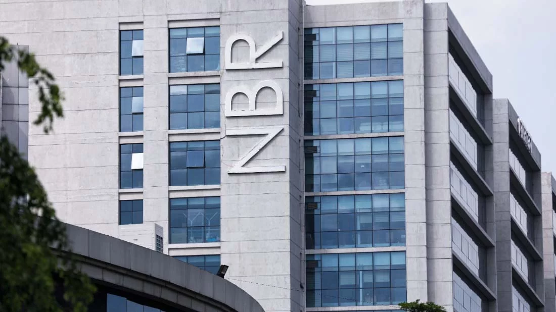 মধ্যরাতে বিলুপ্ত এনবিআর, গঠিত দুই নতুন বিভাগ