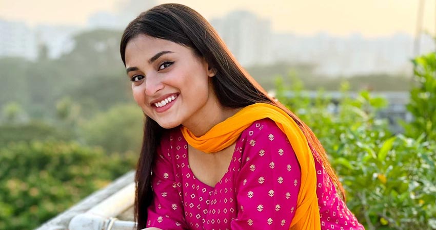 চট্টগ্রামে শুটিং সেটে আহত অভিনেত্রী তটিনী