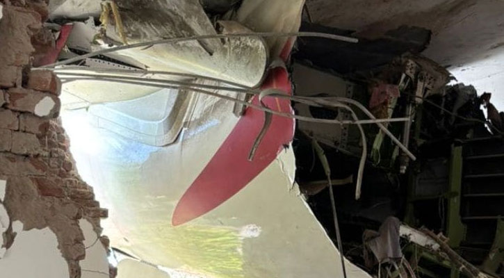 ২৪২ আরোহীর অধিকাংশই নিহত, একজন জীবিত উদ্ধার