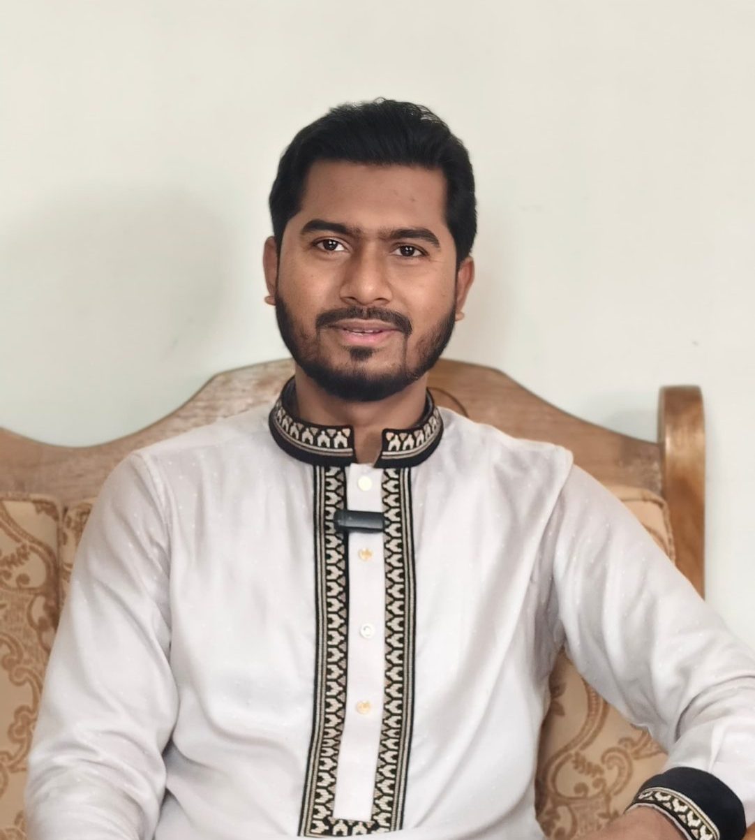 নিজ এলাকায় ঈদ পুনর্মিলনীতে ভিপি নুর