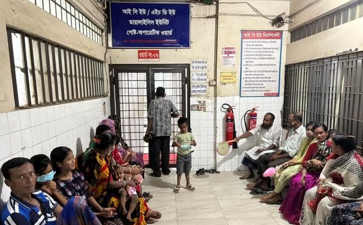 যশোরে কিট সংকটে বন্ধ সরকারি কোভিড পরীক্ষা, বাড়ছে উদ্বেগ