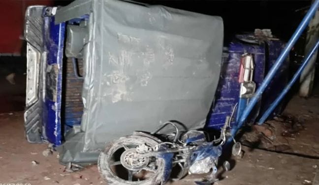 পাথরঘাটায় কোস্টগার্ড ও জেলেদের সংঘর্ষ, আহত ১২