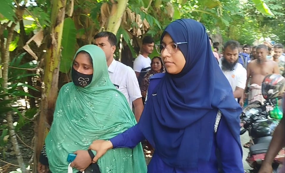 ৯৯৯ কল দিয়ে নিজেই আটক হলেন শীলা মেম্বার