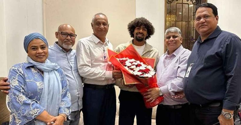 হামজার প্রত্যাবর্তন, দেশের মাটিতে প্রথম খেলার অপেক্ষা