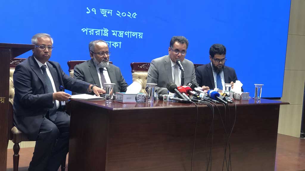 তেহরান থেকে বাংলাদেশিদের সরিয়ে নেওয়ার উদ্যোগ সরকারের
