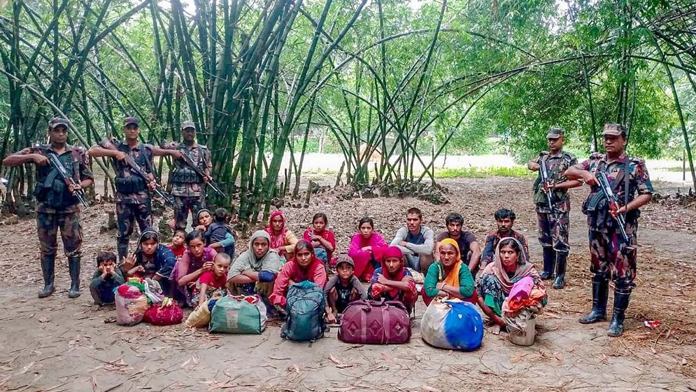 ফাইল ছবি মে থেকে পুশইন ২ হাজার ছাড়াল: বিজিবি