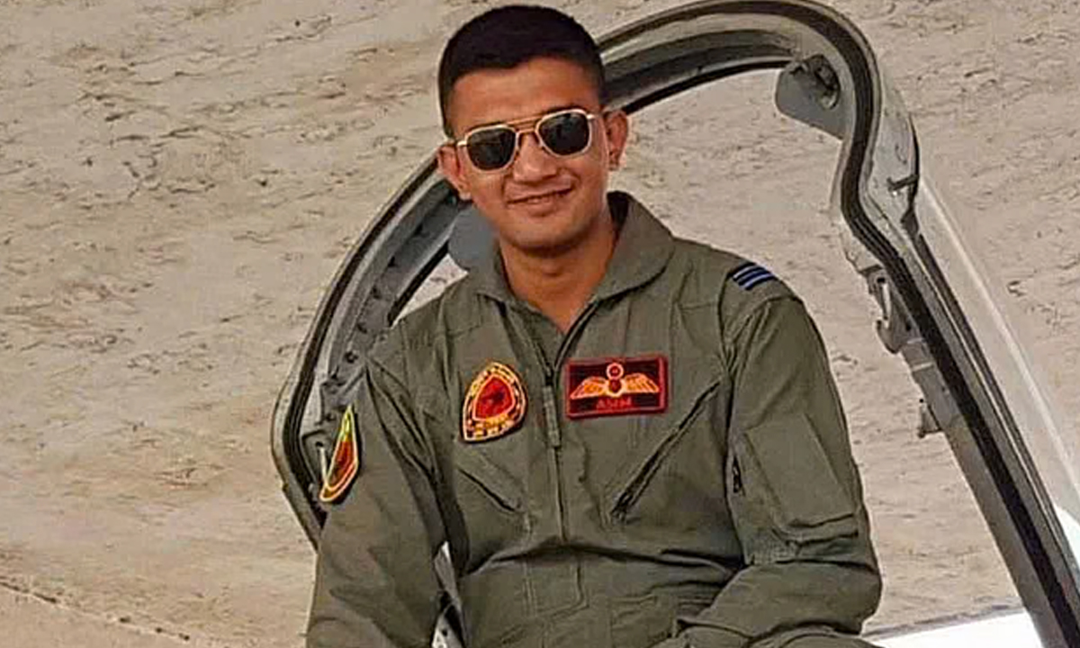বিয়ের মাত্র এক বছর পরই পাইলট তৌকিরের মর্মান্তিক মৃত্যু
