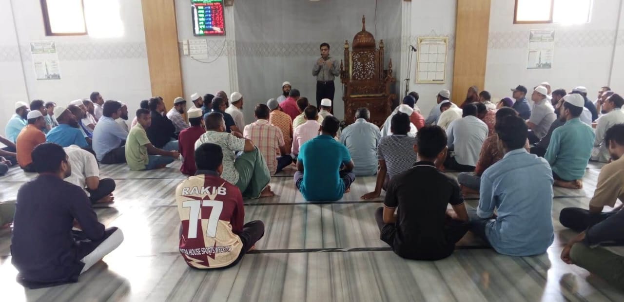 জুলাই-আগস্ট গণঅভ্যুত্থানে শহীদদের মাগফিরাত কামনায় দোয়া মাহফিল নজরুল বিশ্ববিদ্যালয়ে শহীদদের মাগফিরাত কামনায় দোয়া মাহফিল