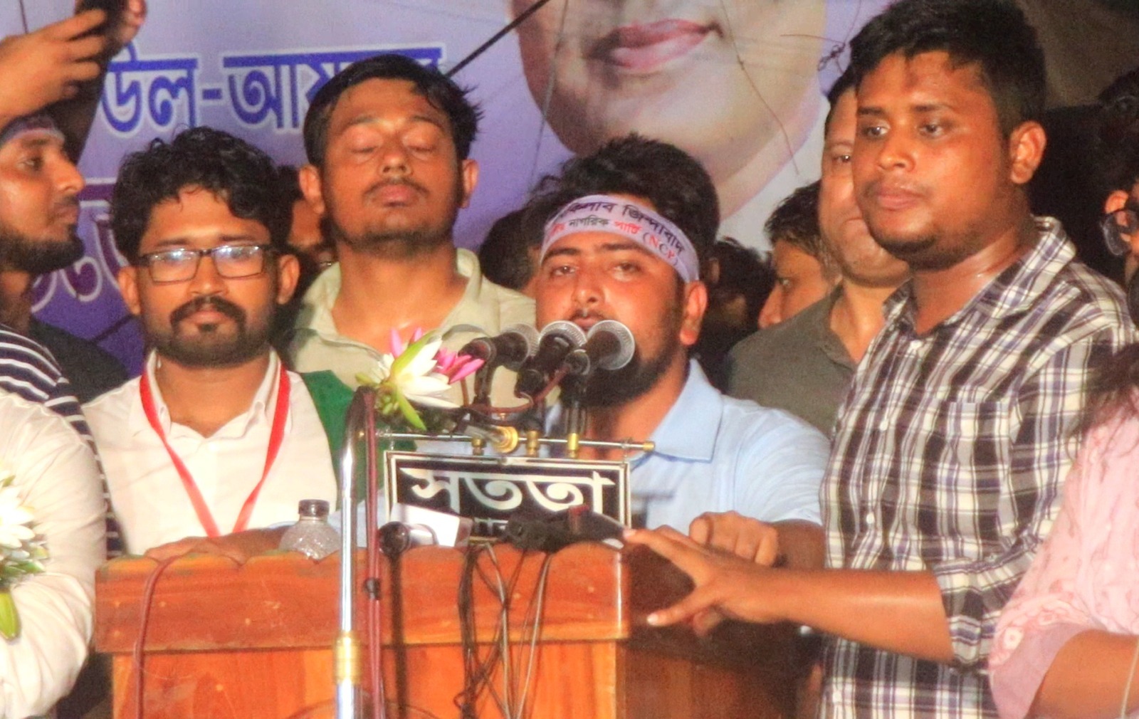 গণঅভ্যুত্থানের সাথে তারা প্রতারণা করেছে: নাহিদ ইসলাম