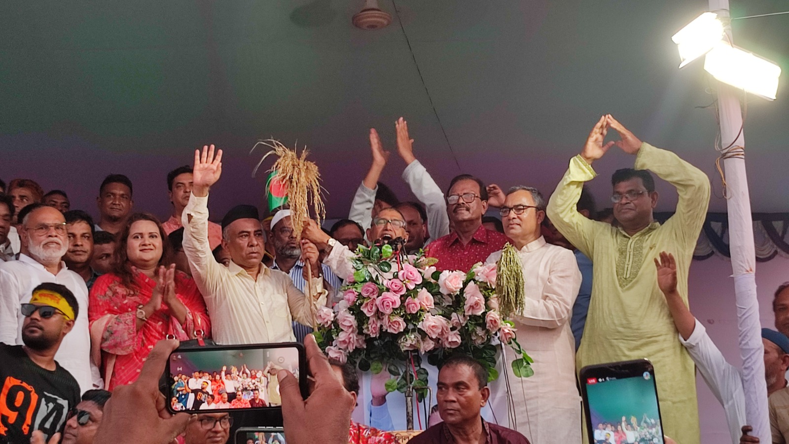 দু’একটি দল কুৎসা রটিয়ে বিএনপিকে বিতর্কিত করার চেষ্টা করছে: আযম খান