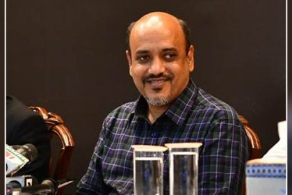 প্রধান উপদেষ্টার উপ-প্রেস সচিব আবুল কালাম আজাদ মজুমদার।