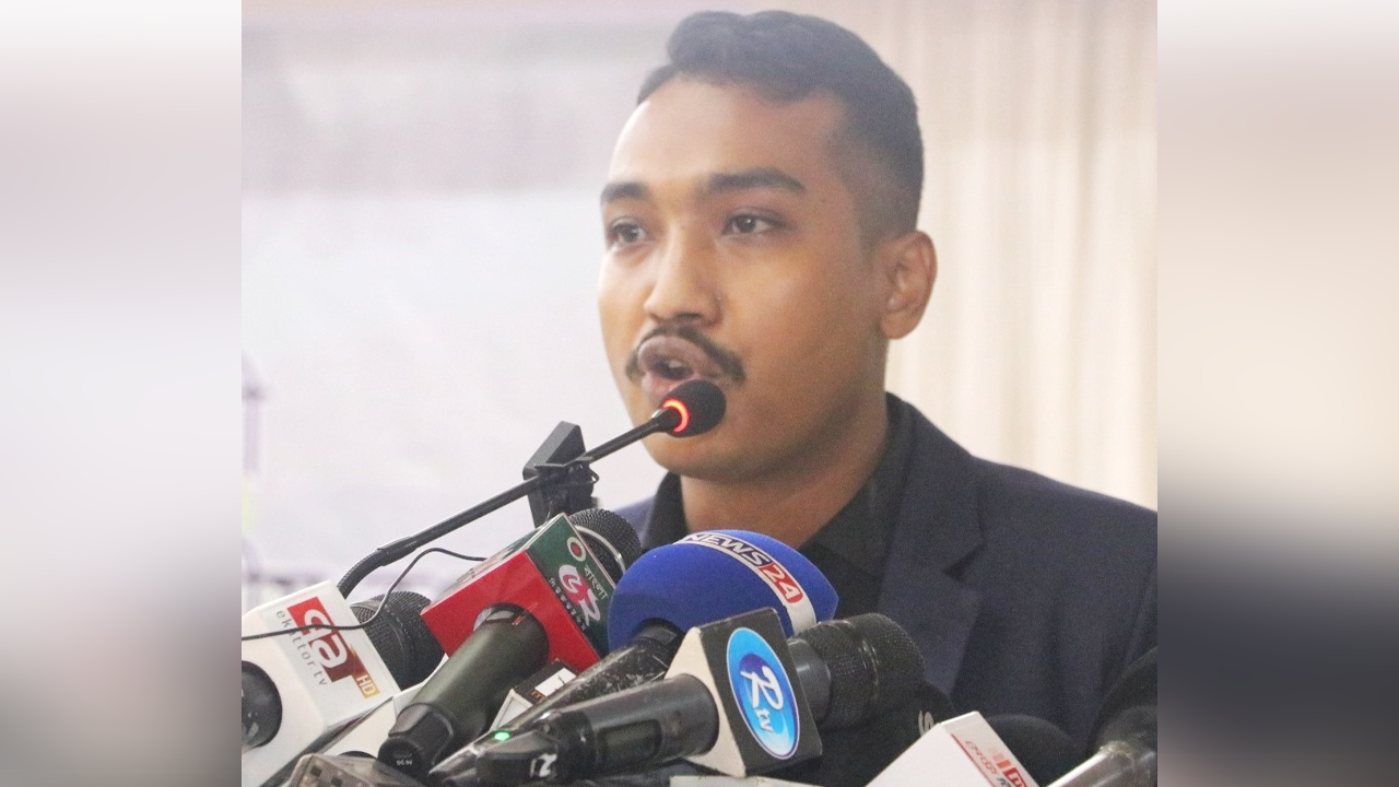 পুরোনো যুদ্ধবিমান দিয়ে প্রশিক্ষণ আত্মঘাতী অবহেলা: সাইফুল্লাহ খান সাইফ