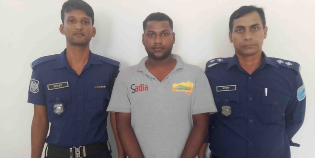 আশুলিয়ায় চাকরির প্রলোভনে ধর্ষণের অভিযোগ, যুবক গ্রেপ্তার