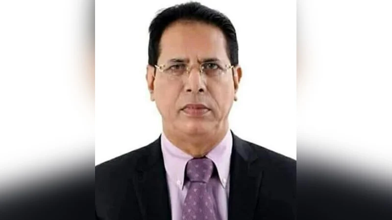 সাবেক এমপি আবদুল গফুর ভূঁইয়া।
শিক্ষা বোর্ড চেয়ারম্যানকে ‘কলিজা খুলে ফেলার’ হুমকি দিলেন সাবেক বিএনপি সাংসদ