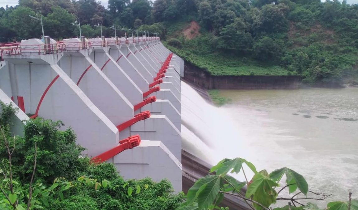 বিপৎসীমার কাছাকাছি কাপ্তাই হ্রদের পানি, খুলতে পারে ১৬টি জলকপাট