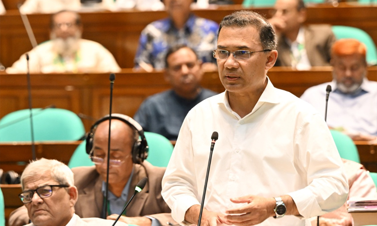আজ বুধবার সকালে জাতীয় সংসদে প্রশ্নোত্তর পর্বে প্রধানমন্ত্রী তারেক রহমান কথা বলেন। ছবি: ‍পিআইডি