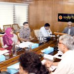 সংস্কৃতিমন্ত্রী নিতাই রায় চৌধুরী বাংলা নববর্ষ ১৪৩৩ উদযাপন সামনে রেখে আজ সচিবালয়ে সংস্কৃতি মন্ত্রণালয়ের সম্মেলন কক্ষে অনুষ্ঠিত এক সভা পরবর্তী সাংবাদিকদের সাথে কথা বলেন। ছবি: বাসস