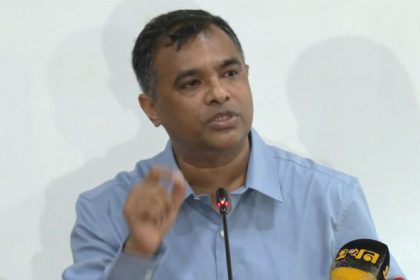 জ্বালানি মন্ত্রণালয়ের মুখপাত্র যুগ্ম সচিব মনির হোসেন চৌধুরী, ফাইল ছবি।